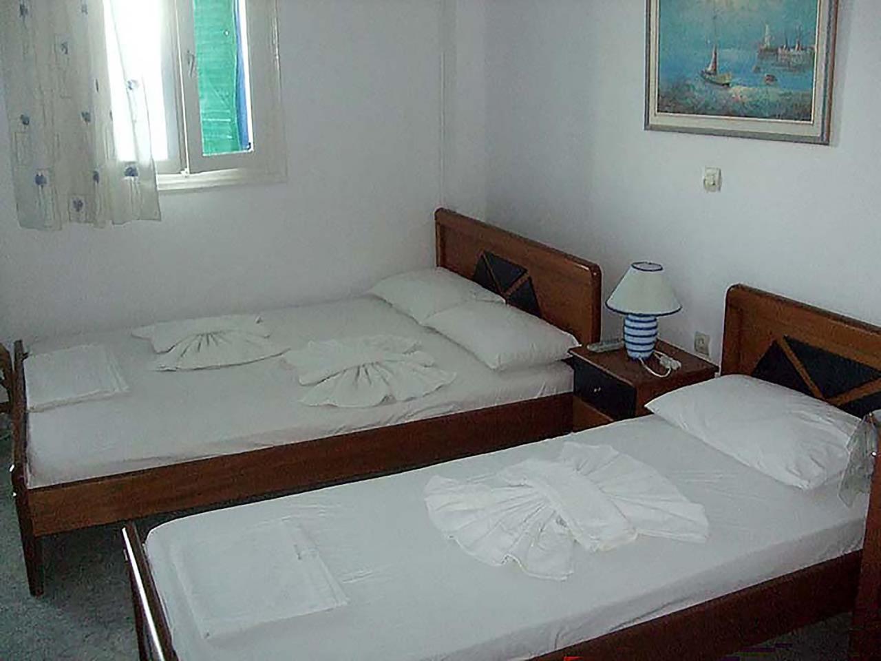 Oneiro Rooms Kythnos Kanala Room photo